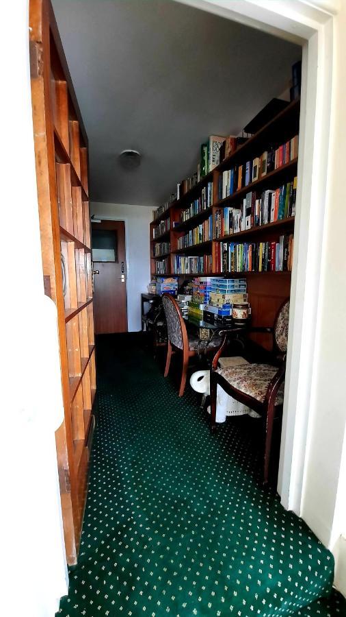 Le Chene Hotel Saint Peter Port 외부 사진